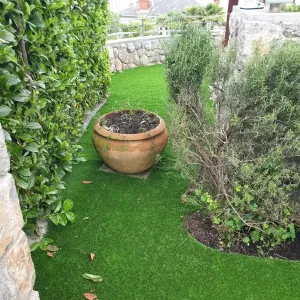 Kuca za odmor Lovran dvoriste umjetna trava