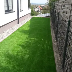 umjetna trava uz kucu u Samoboru 2 