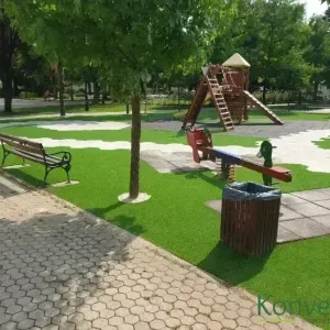 Klackalica u dječjem parkići